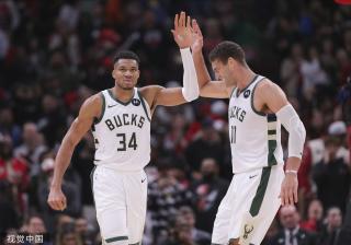 拉锯中等待 拉锯中等待