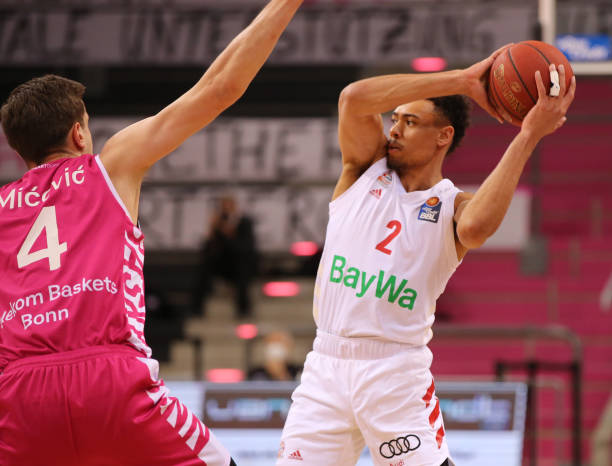 仍然是他们 仍然是他们